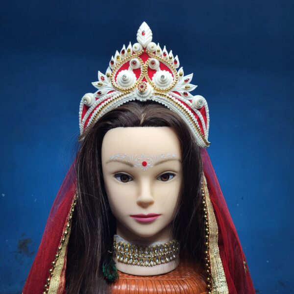 'Bridal Mukut' is made up of Pure organic product called Shola