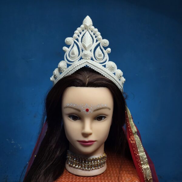 'Bridal Mukut' is made up of Pure organic product called Shola