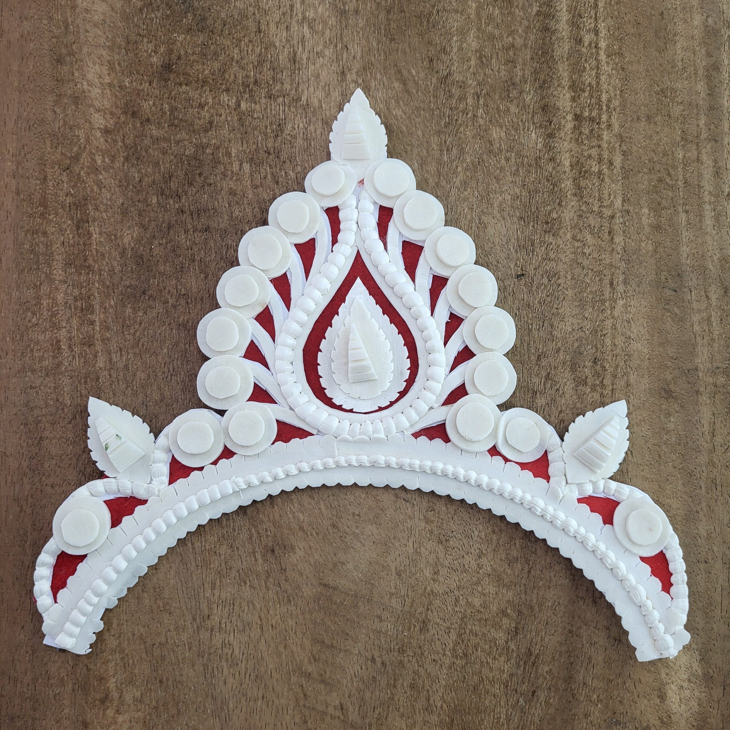 WhatsApp-Image-2024-07-12-at-14.52.45-scaled-1.jpeg Bridal Mukut' is made up of Pure organic product called Shola