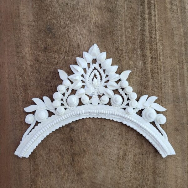 Uralpongkhi Mukut (White)