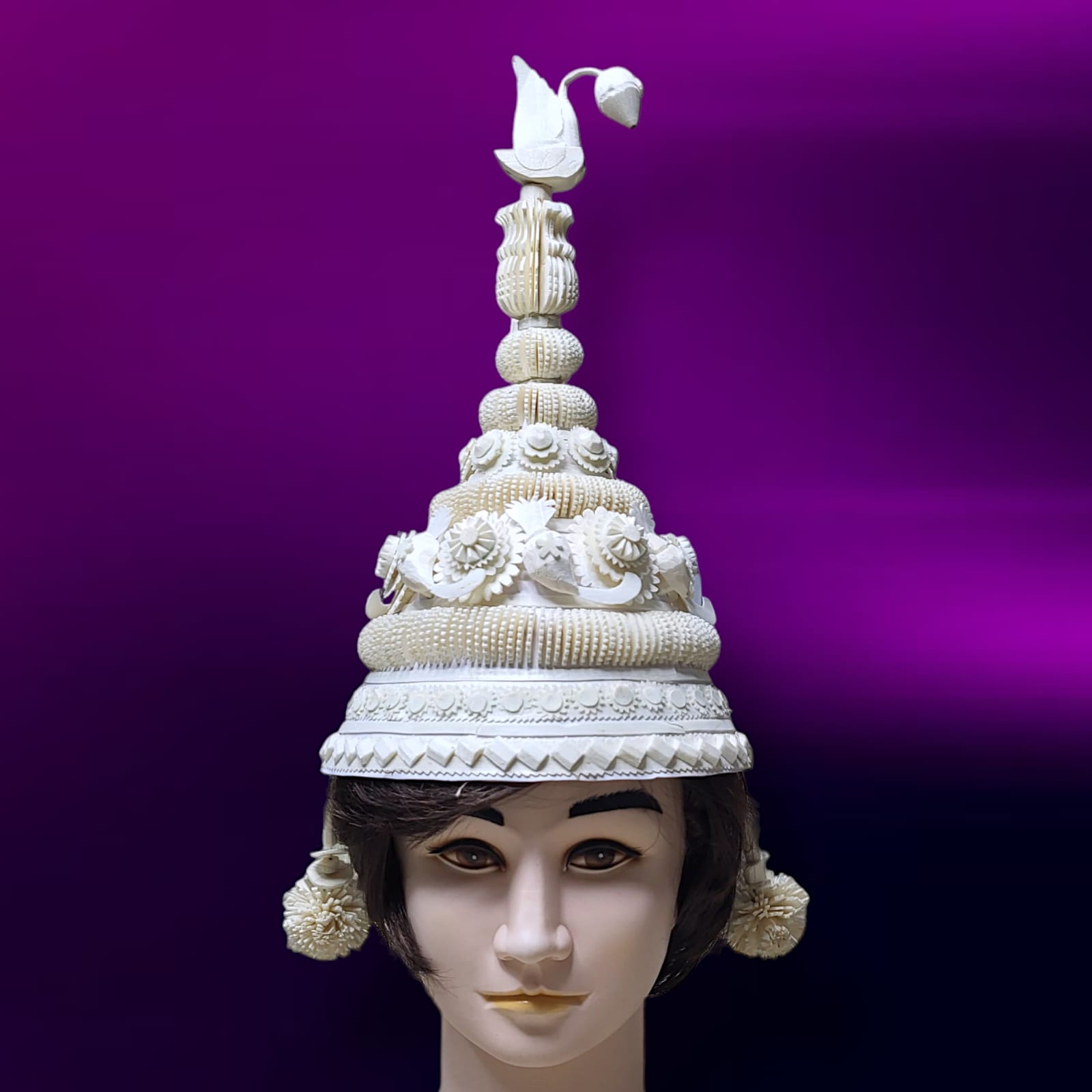 WhatsApp-Image-2024-07-15-at-12.20.12.jpeg Shola Ghar’s Topor-Mukut Set is more than just an accessory