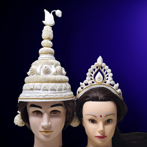 Mayukh Topor Mukut Set (Golden)